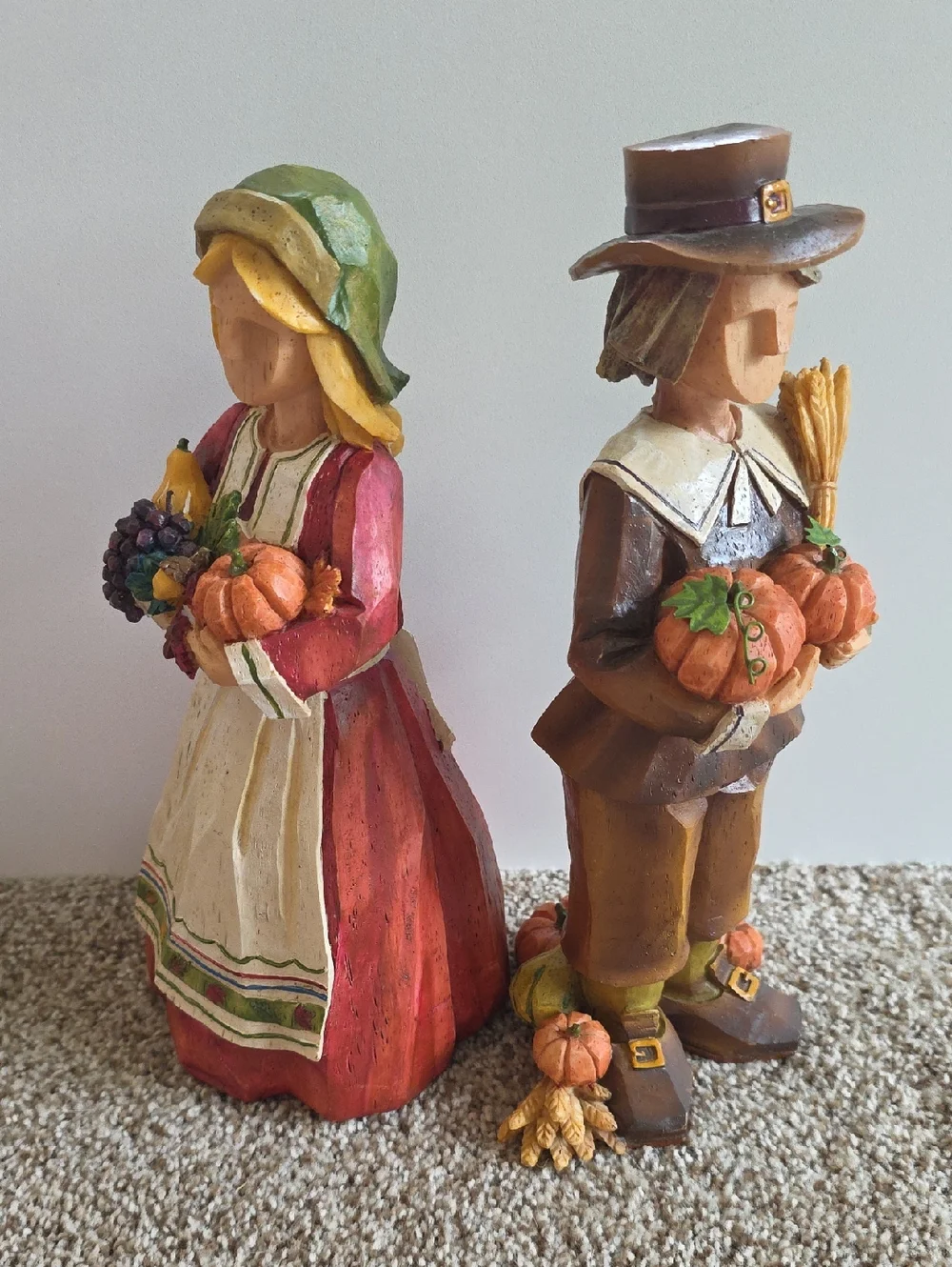 Vintage Set of 2 Pacific Rim Cubist THANKSGIVING Pilgrim Man Woman 11”